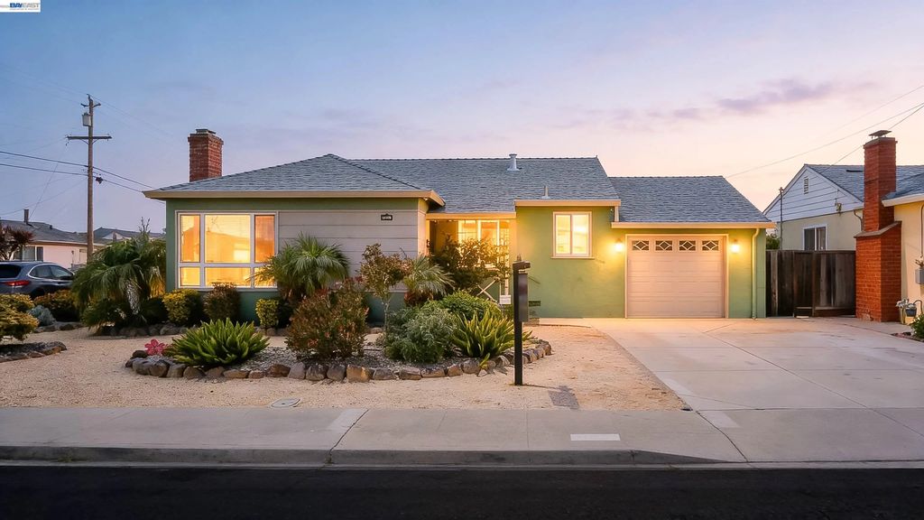 15223 Andover St, San Leandro