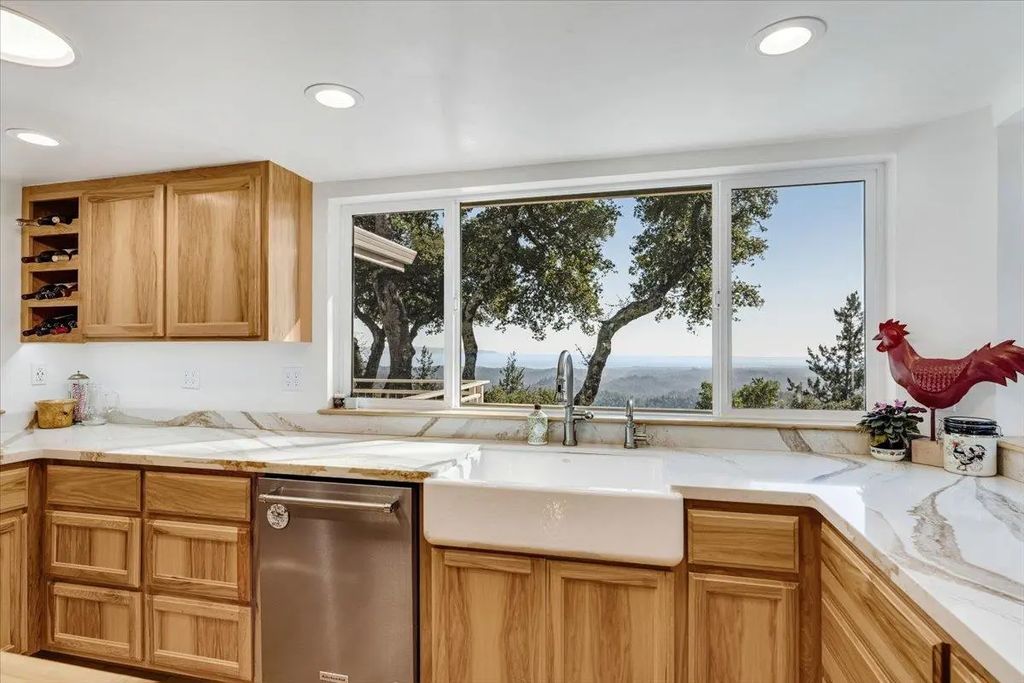 24854 Skyland Road, Los Gatos