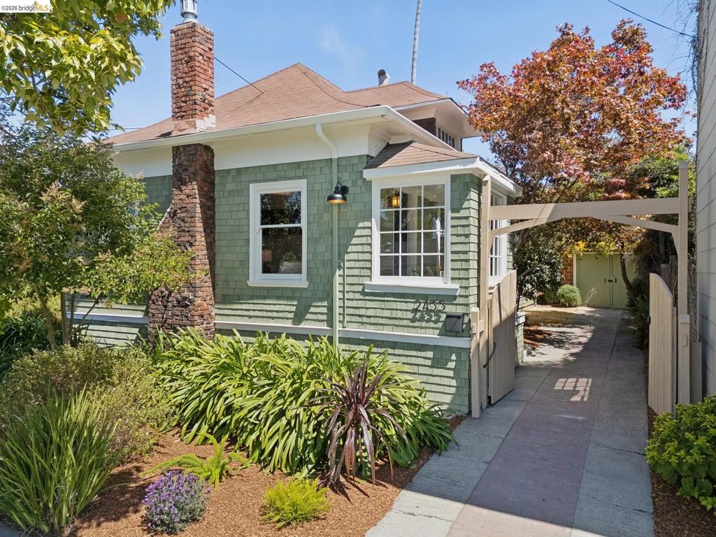 2435 Valley Street, Berkeley