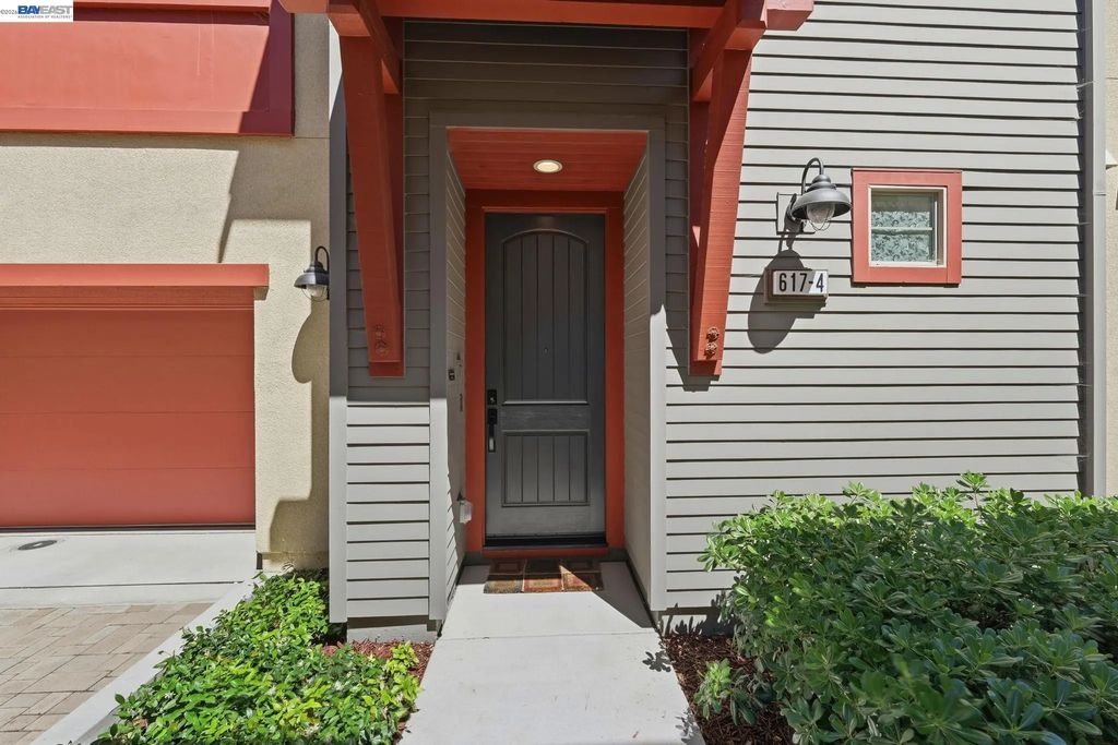 617 Sandalwood Dr 4, Livermore