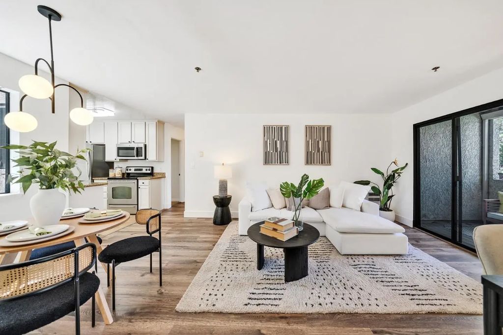 880 E Fremont Avenue 318, Sunnyvale