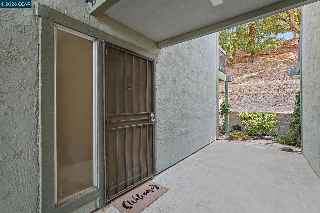 5290 San Pablo Dam Rd 19, El Sobrante