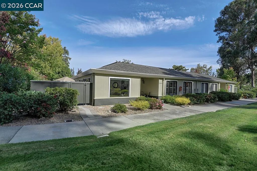 1125 Stanley Dollar Dr 3, Walnut Creek