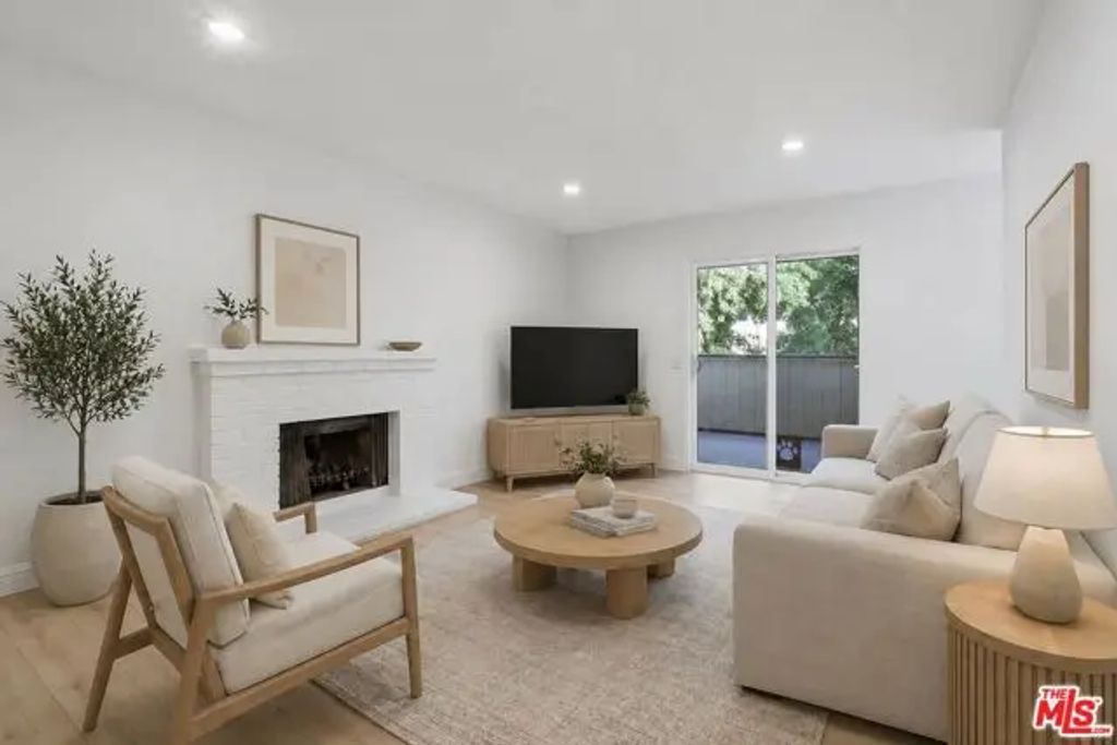 2511 Easton Place 48, San Jose