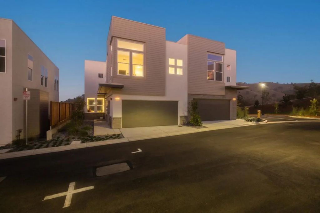 821 Fassler, Pacifica