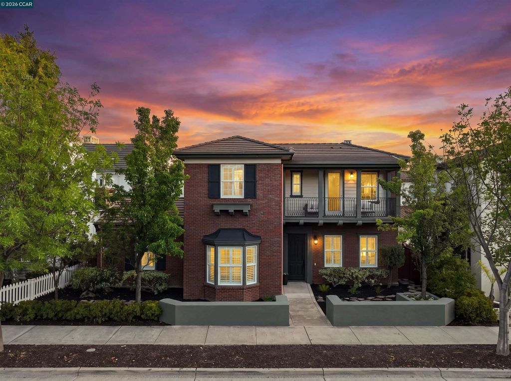 1960 Casablanca Street, Danville
