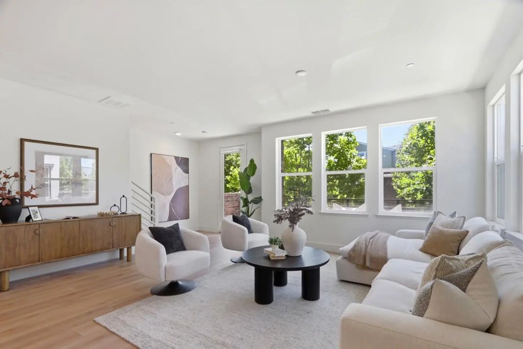 552 Galt Terrace 4, Sunnyvale