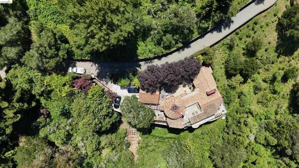 11 Drury Ct, Berkeley