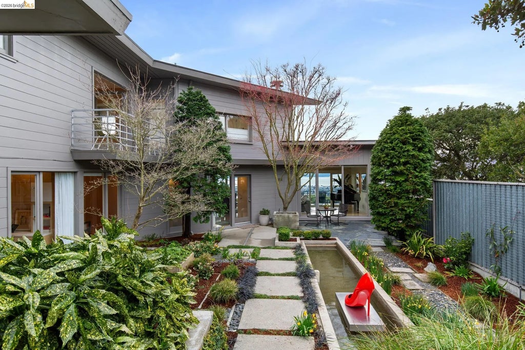 2 Gravatt Drive, Berkeley