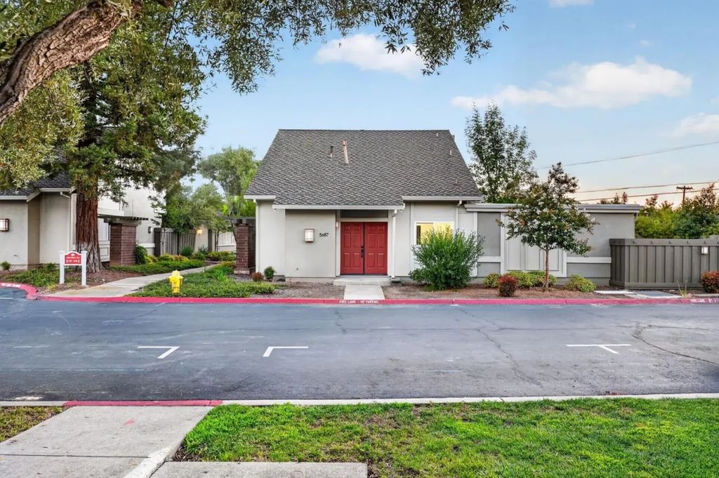 5687 Hollyleaf Lane, San Jose