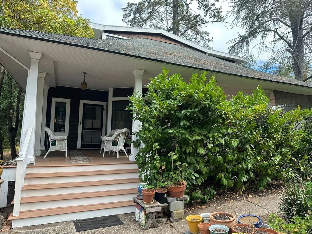 15550 Glen Una Drive, Los Gatos