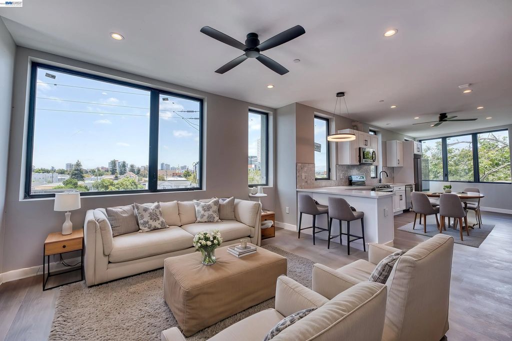 4202 Telegraph Ave 201, Oakland