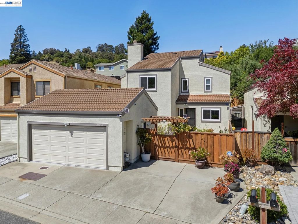 28086 Thorup Ln, Hayward