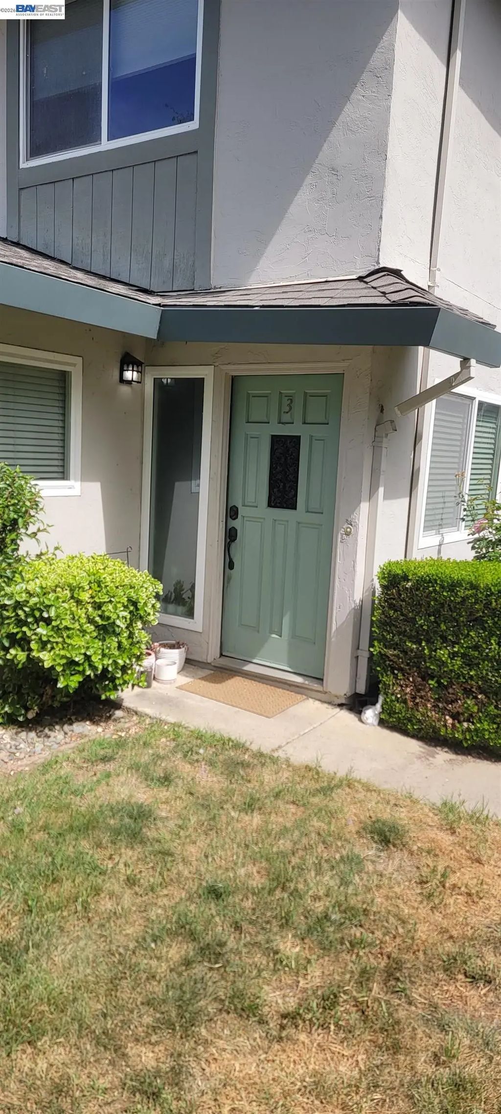 2341 Foothill Rd 3, Pleasanton