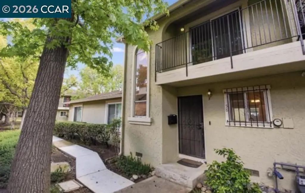 58 Meadowbrook Ave, Pittsburg