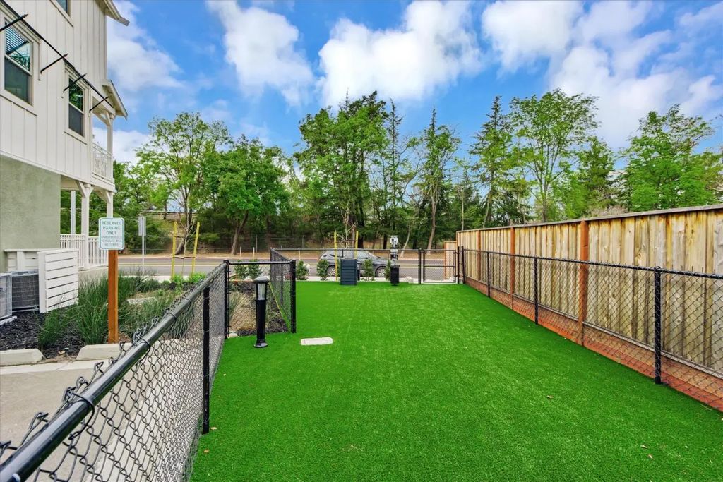 102 Oak Circle, Walnut Creek