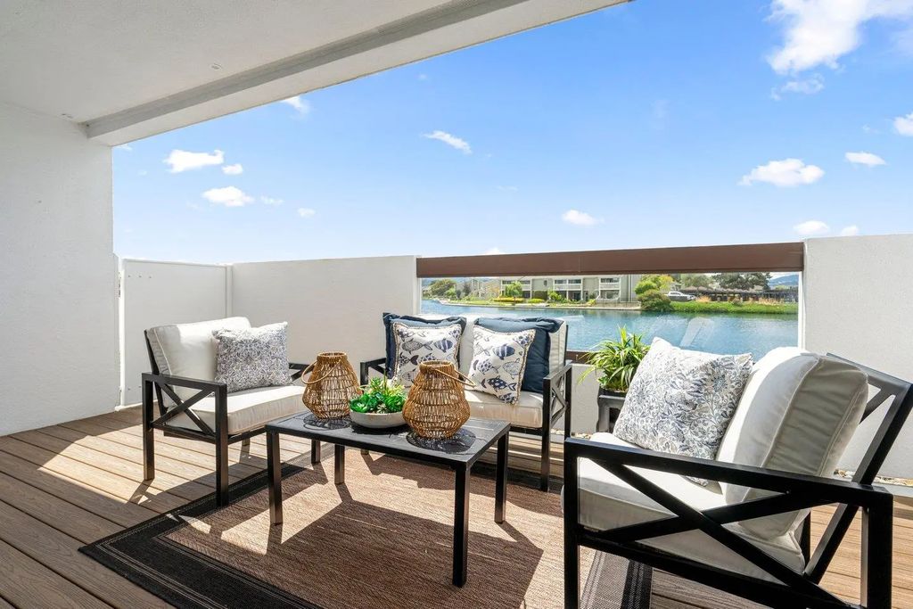 700 Portofino Lane, Foster City