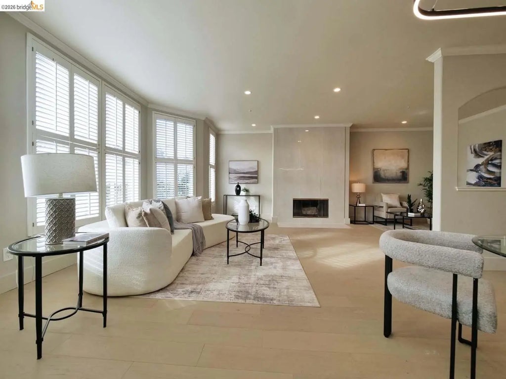 2050 Divisadero St Apt 2, San Francisco