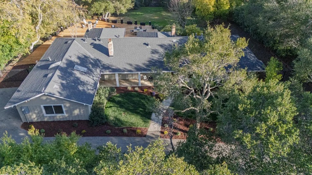 24821 Prospect Avenue, Los Altos Hills