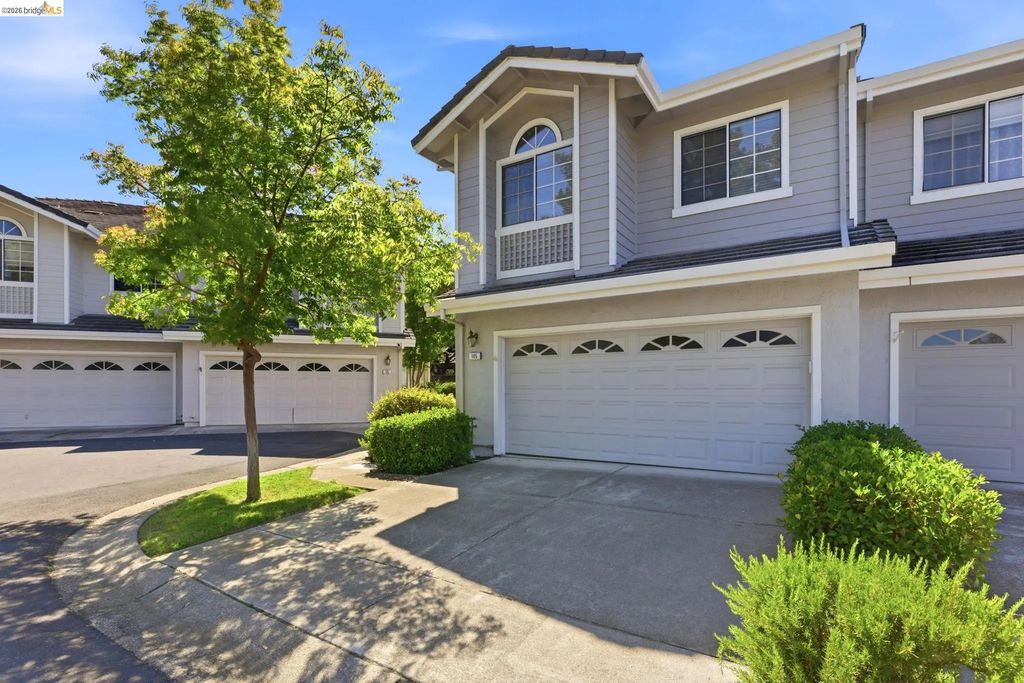 105 Heritage Park Dr, Danville