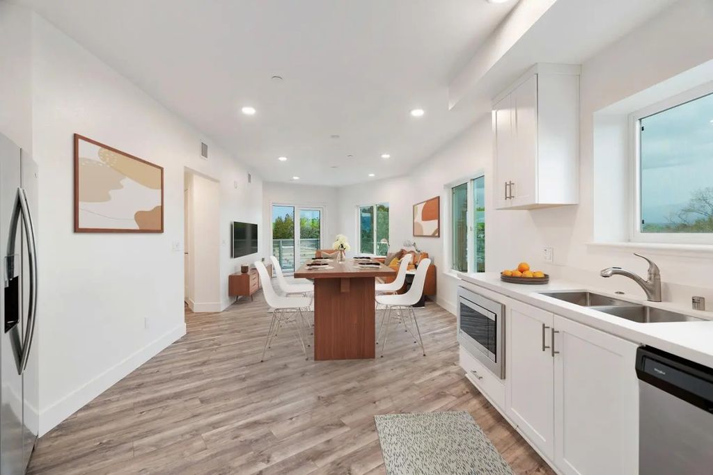 1853 Almaden Road 308, San Jose