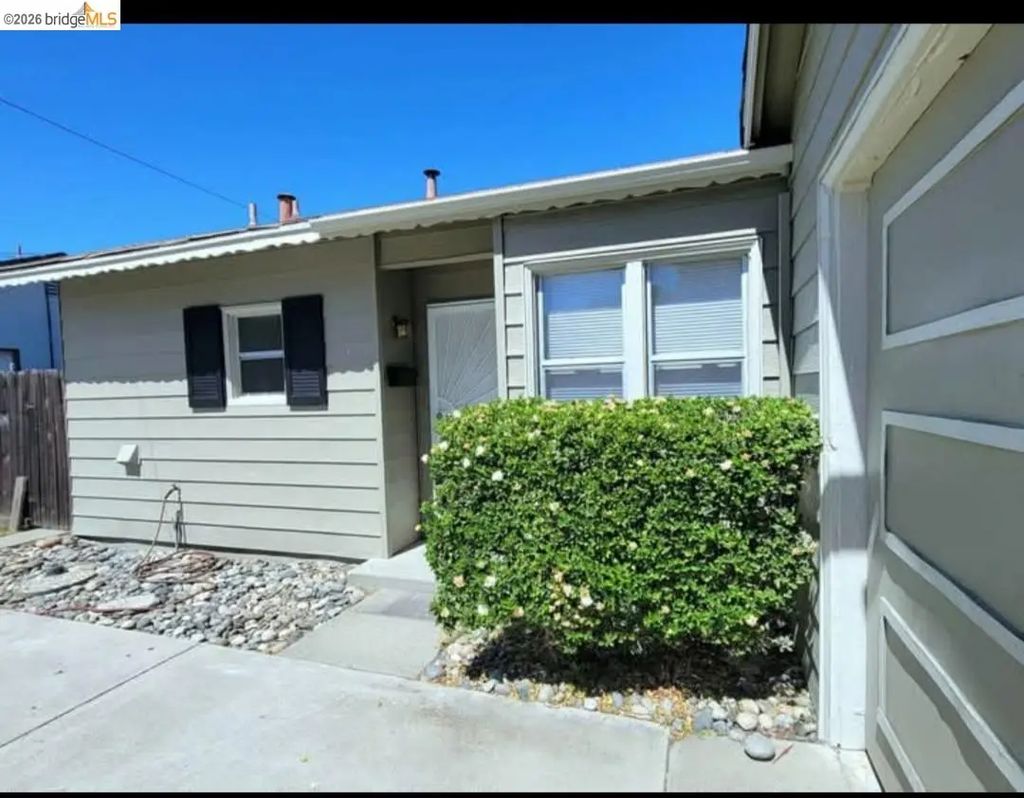 2120 Knox Ave, Pittsburg