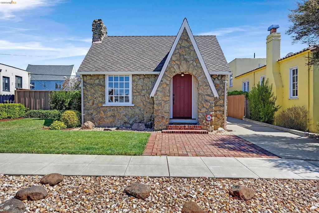 458 Key Blvd, Richmond