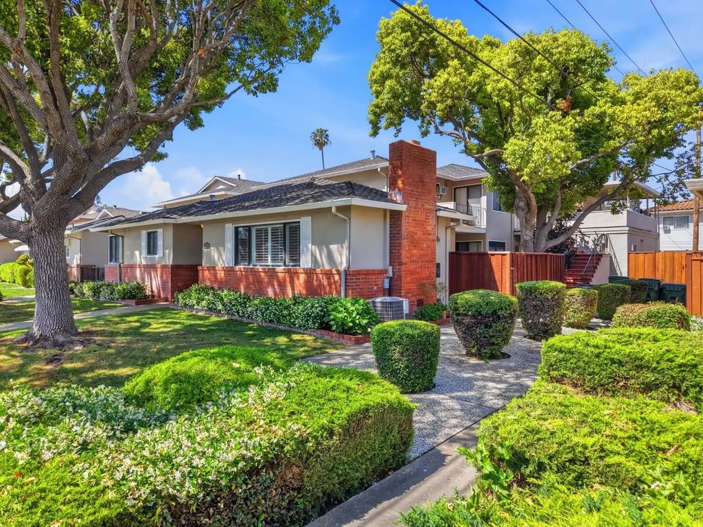 94 Roxbury Street, Santa Clara