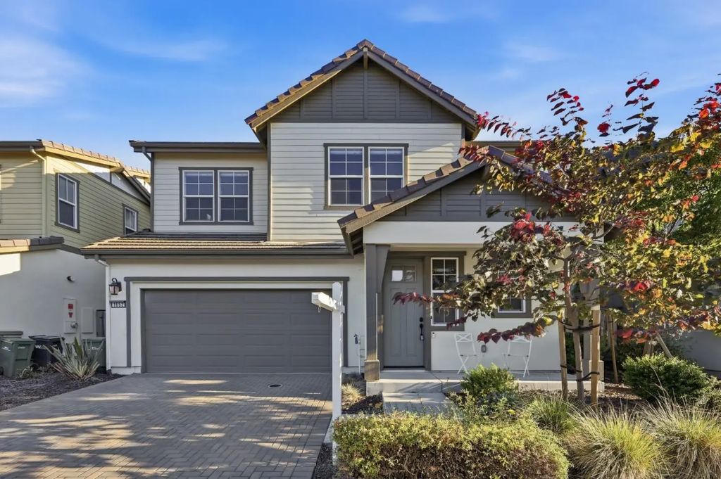 1652 Wonderland Way Way, Hayward
