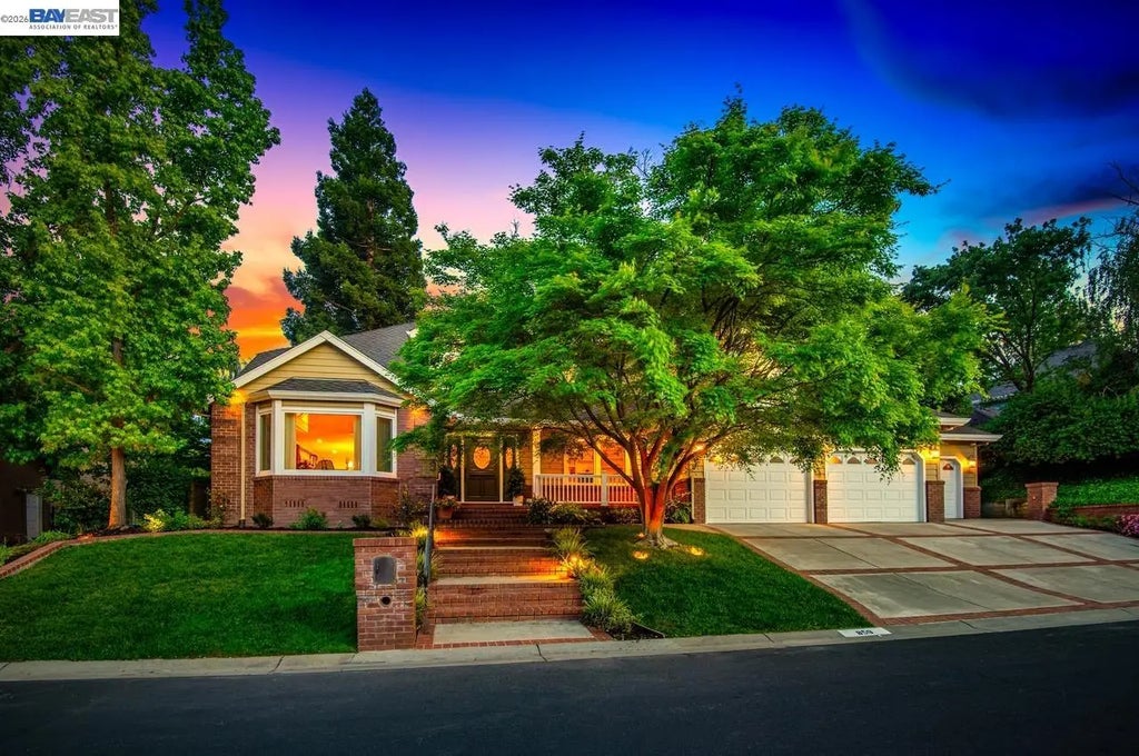 859 Gray Fox Cir, Pleasanton