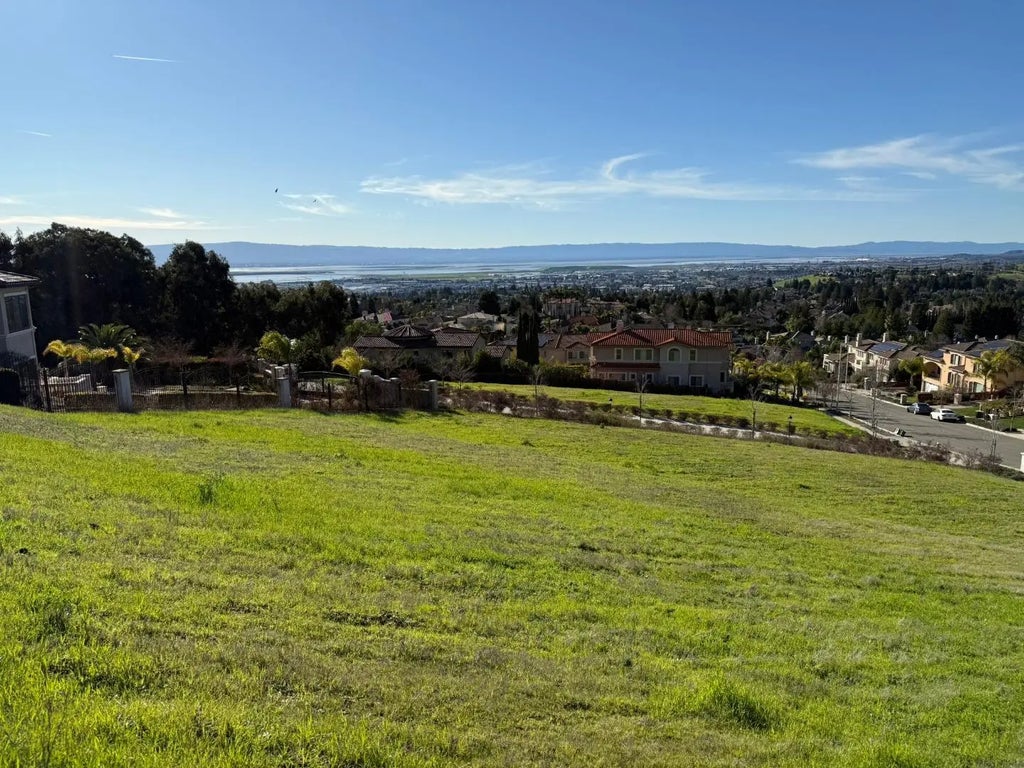 44533 Vista Grande Ct, Fremont