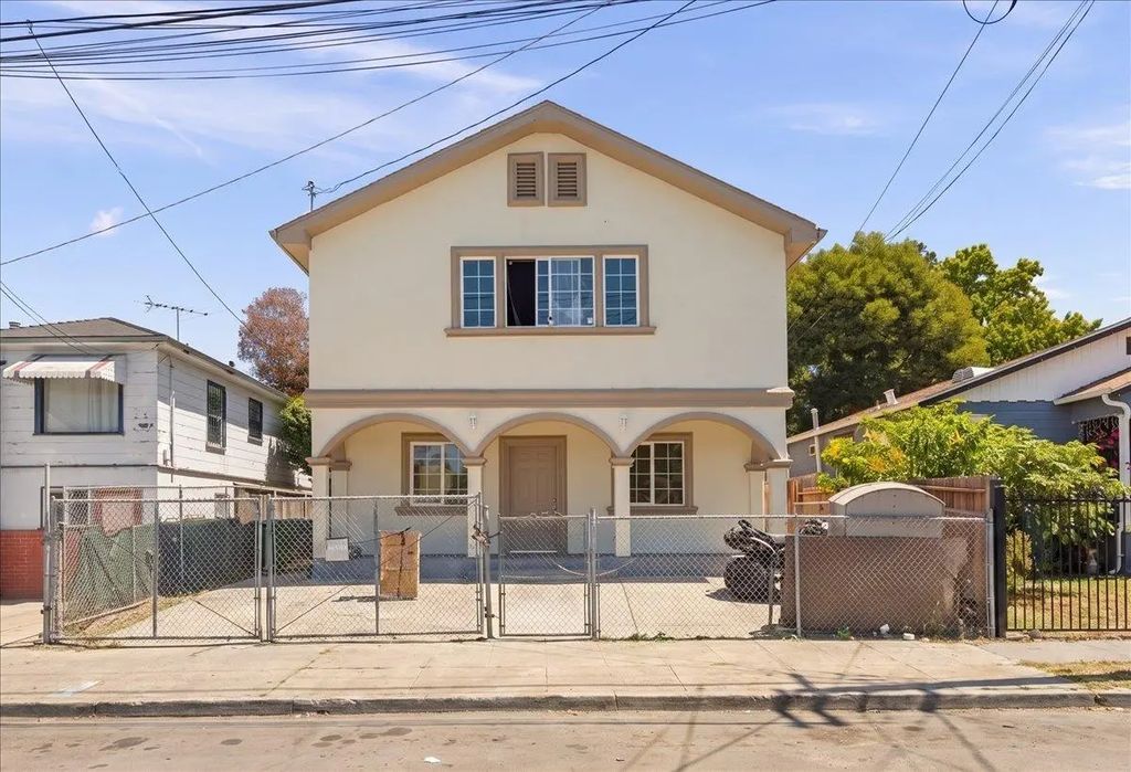 9624 C Street, Oakland