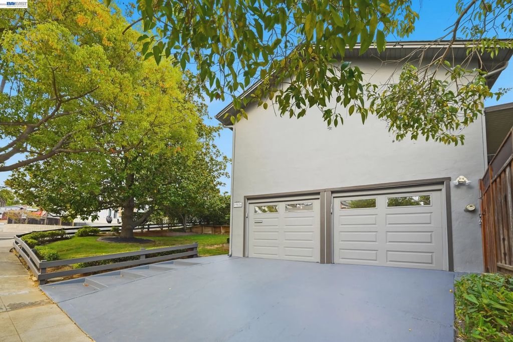 19026 Center St, Castro Valley