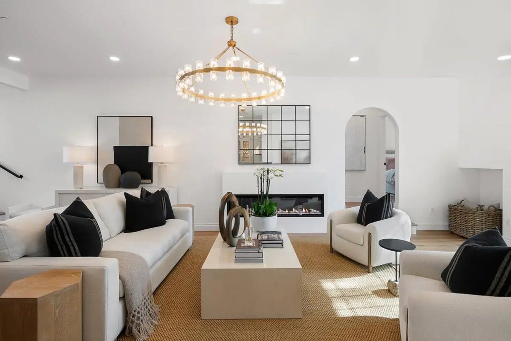 1476 Drake Avenue, Burlingame