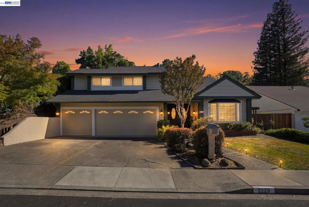 2229 Stewart Ave, Walnut Creek