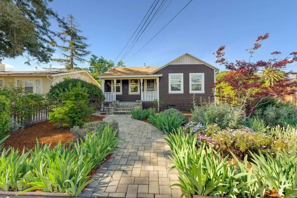 798 Hudson Street, Redwood City