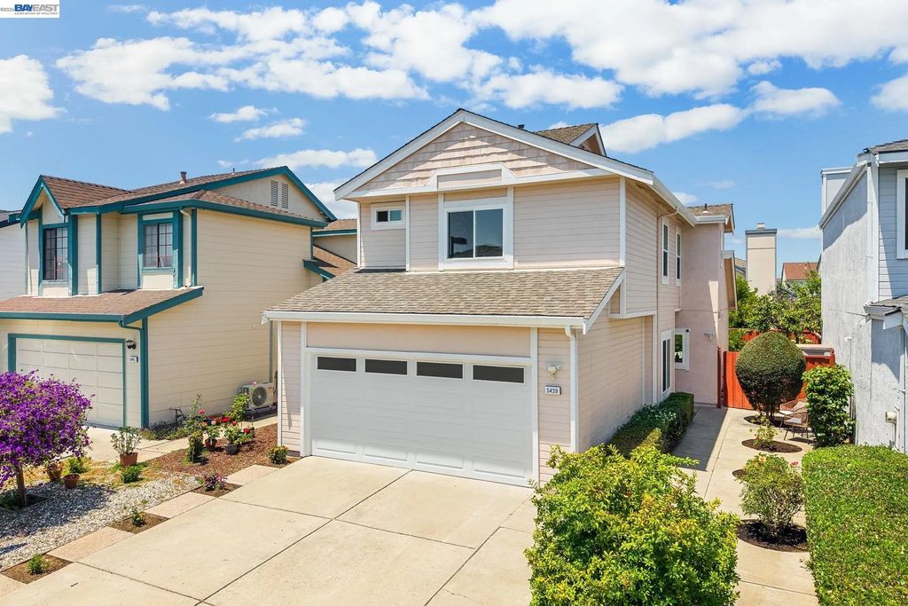 5439 Sunstar Commons, Fremont