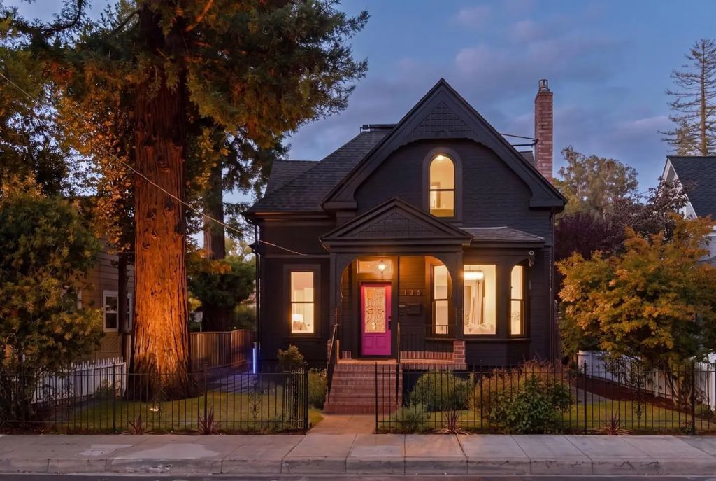 135 Johnson Avenue, Los Gatos