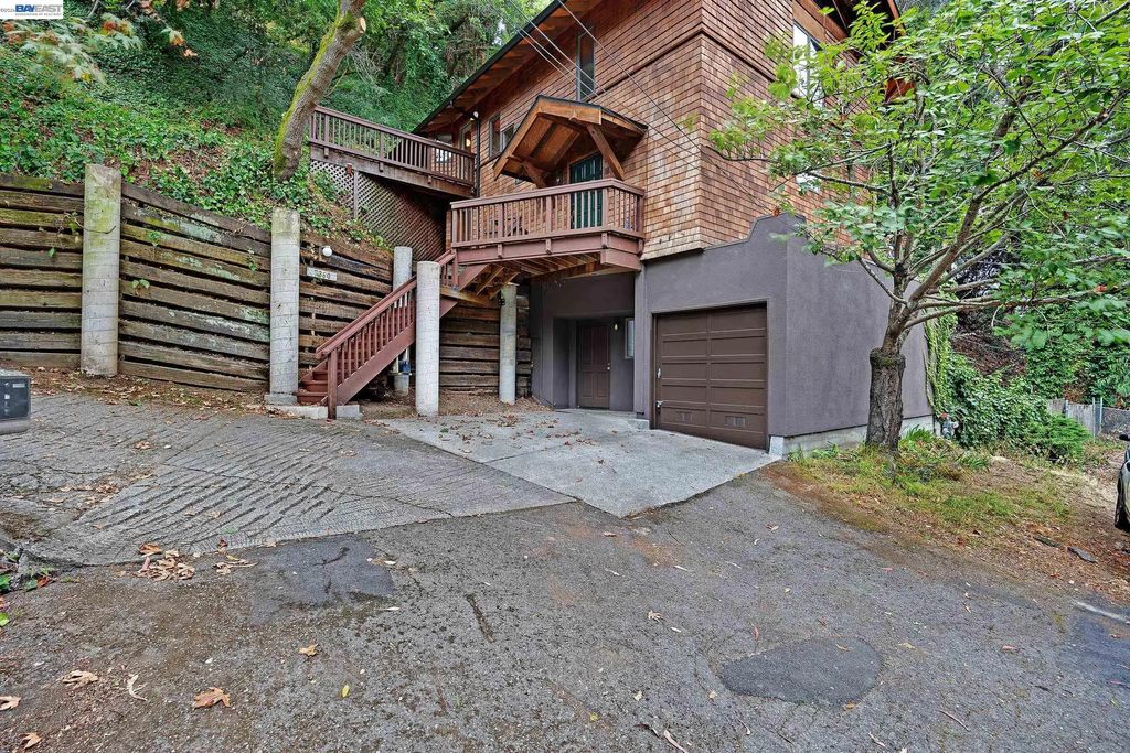 7360 Claremont Ave, Berkeley