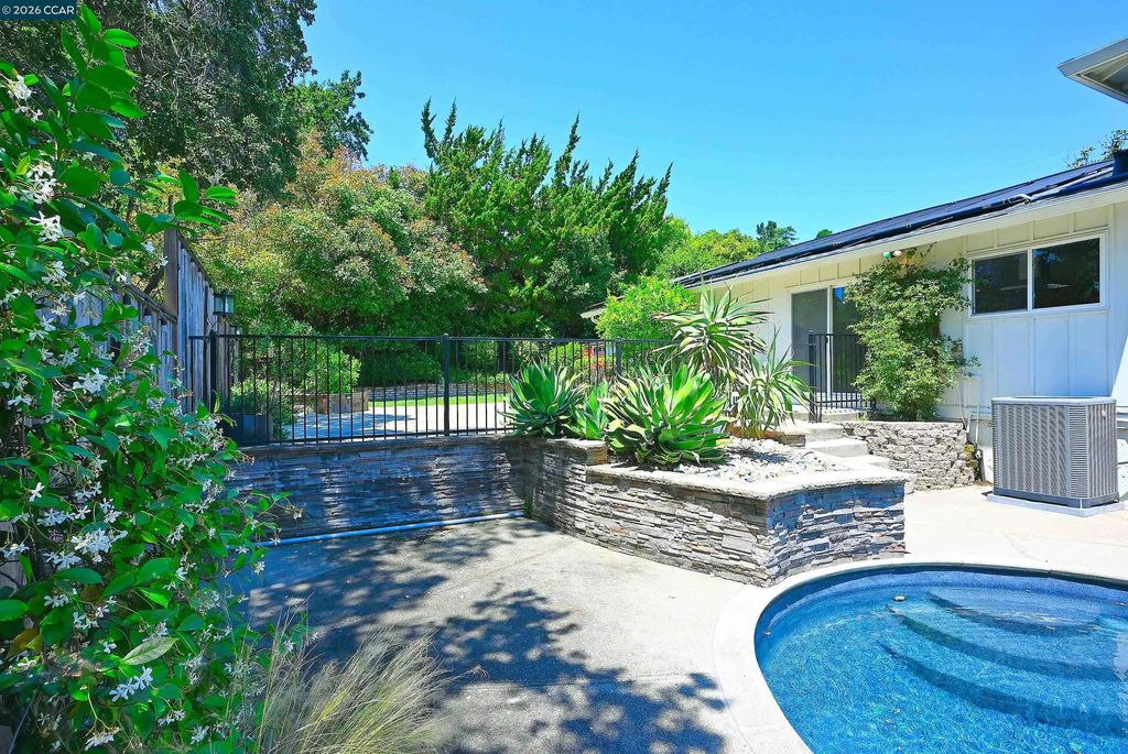 731 Hamilton Dr, Pleasant Hill