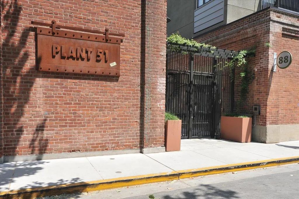 88 Bush Street 3158, San Jose