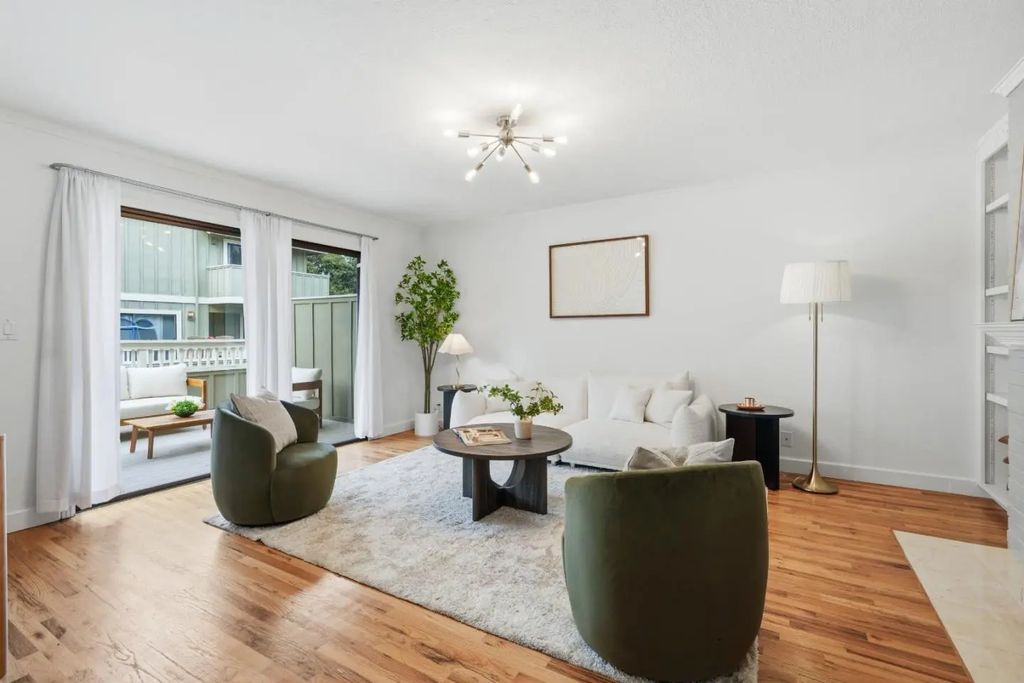 537 E Mc Kinley Avenue B, Sunnyvale