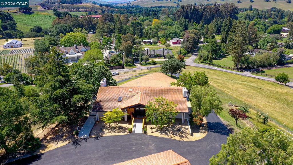 5505 Old School Rd, Pleasanton