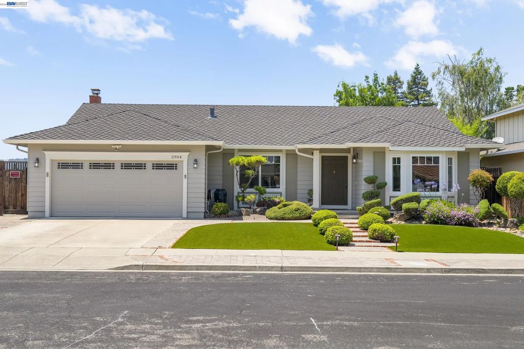 2954 Martin Ave, Pleasanton