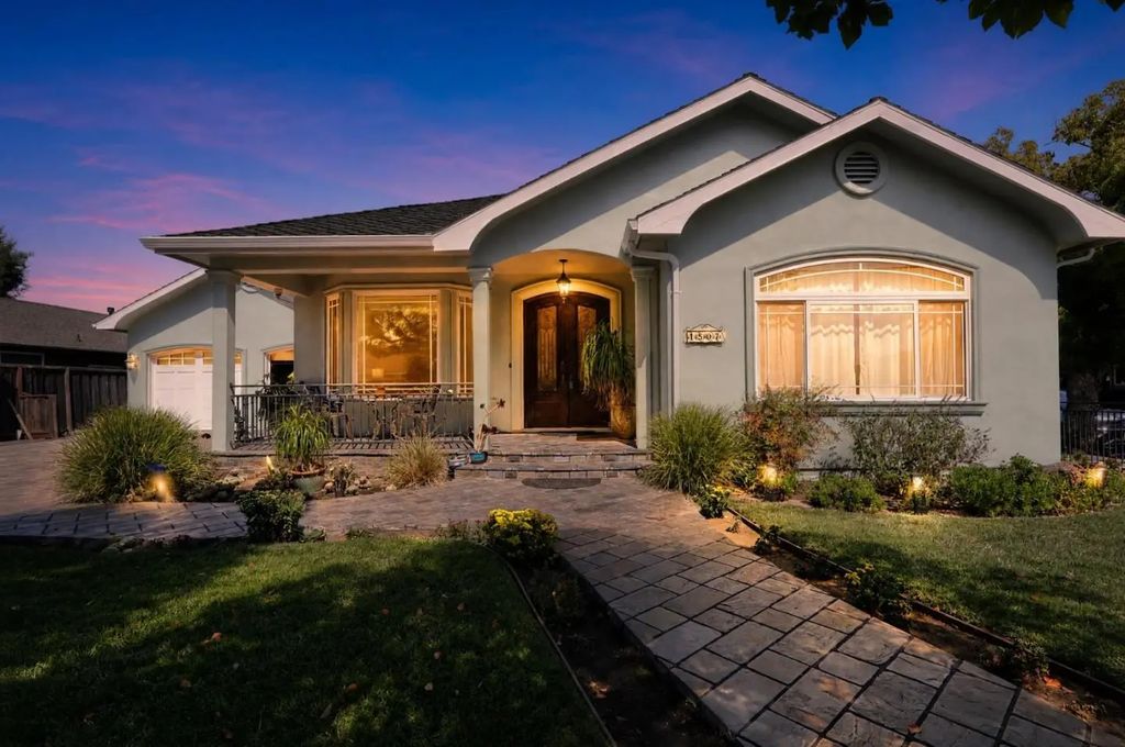 1507 Valota Road, Redwood City