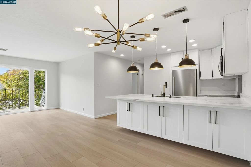 1077 Wesley Ct 7, Walnut Creek