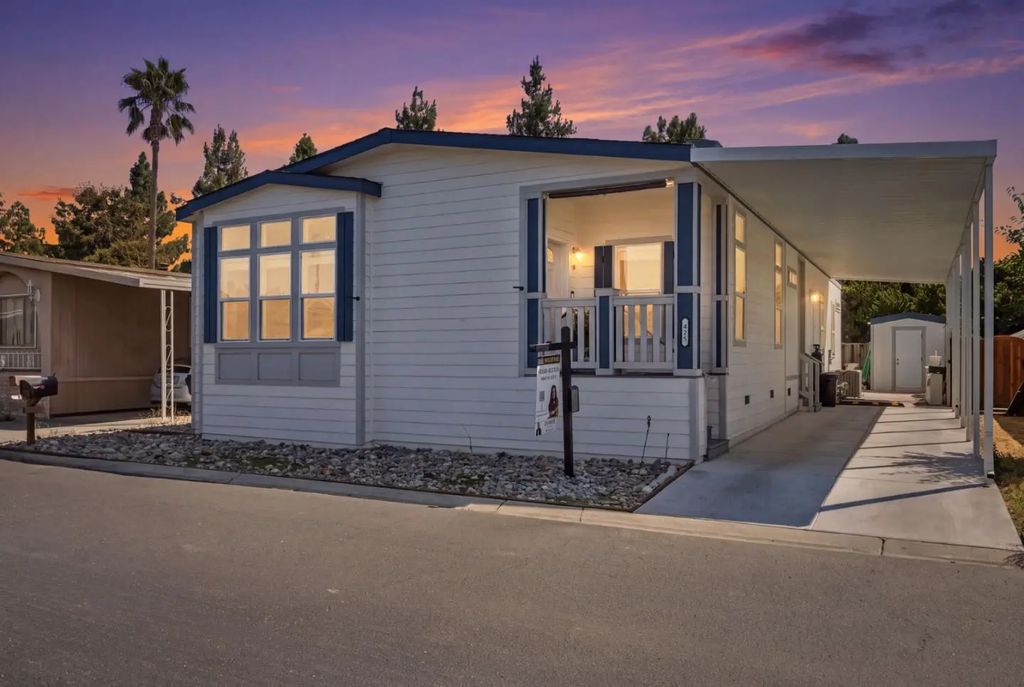 165 Blossom Hill Road 421, San Jose