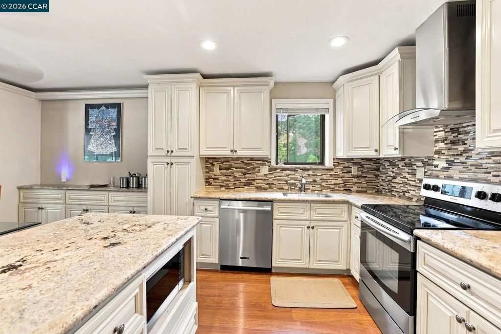 2224 Pine Knoll Dr 8, Walnut Creek