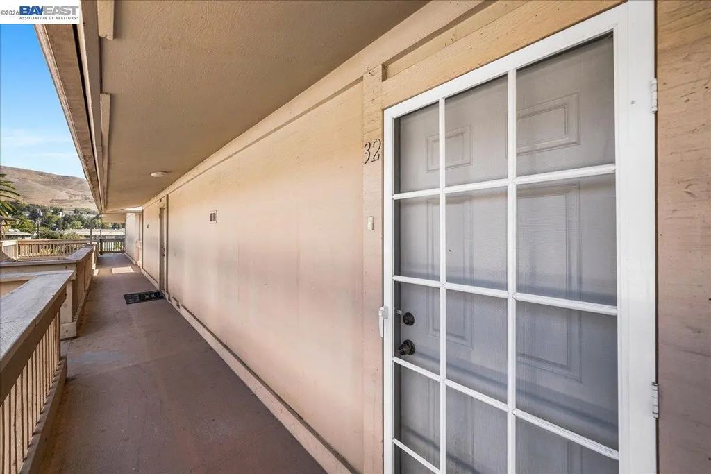 260 Industrial Pkwy 32, Hayward
