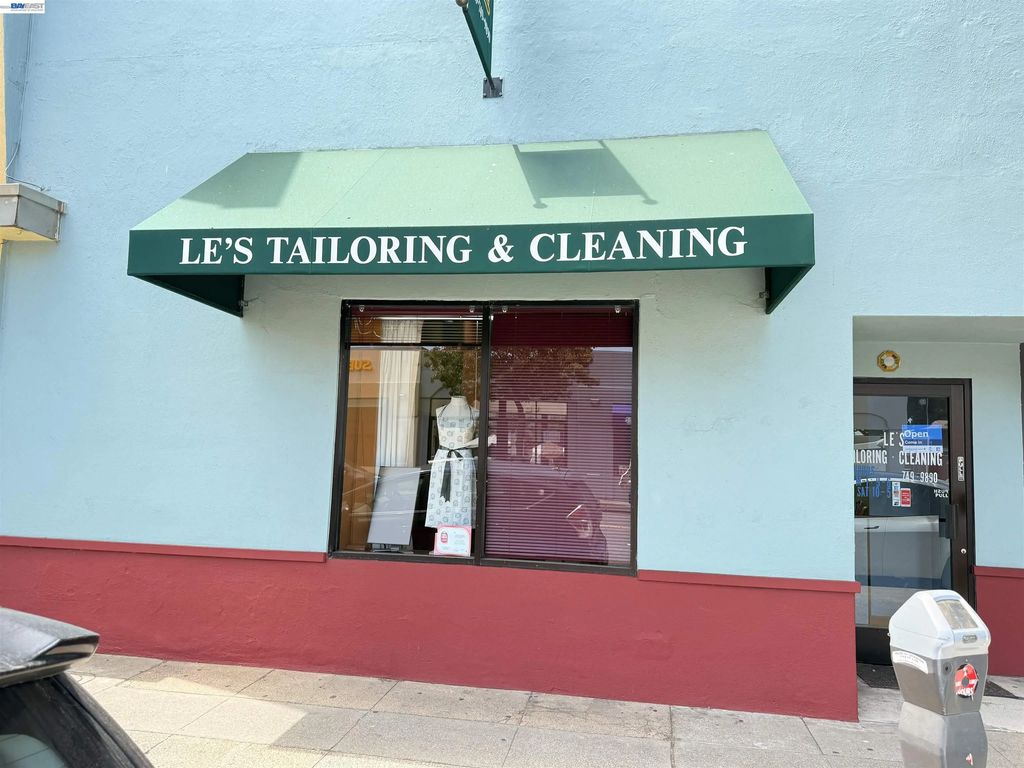 1707 Webster, Alameda